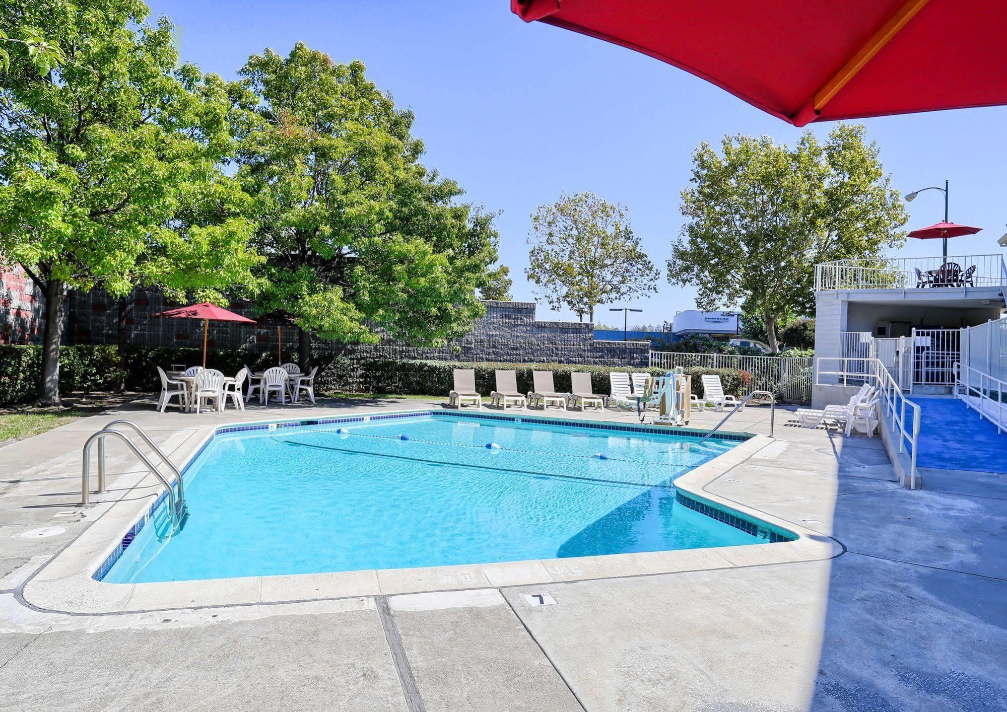 Park Inn By Radisson Walnut Creek Zewnętrze zdjęcie